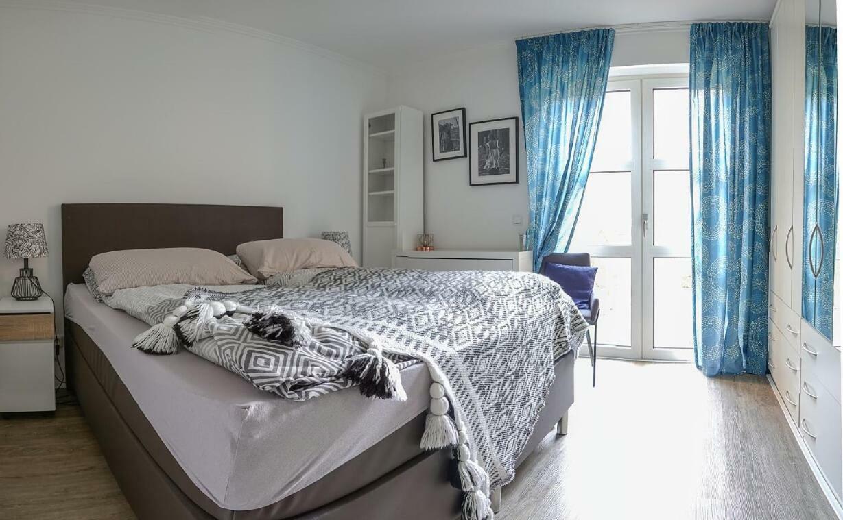 Ruhige Ferienwohnung Mitten In Висбаден Экстерьер фото